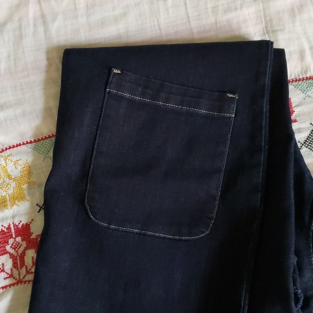VINCE CAMUTO Denim Shift Dress - Picture 4 of 7